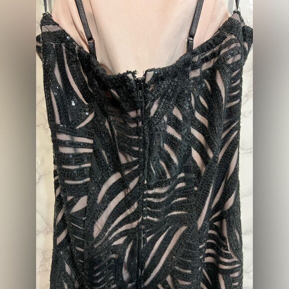 Trixxi Women's Dress Black Square Neck Sequin Formal Evening Size 9 - Picture 5 of 7